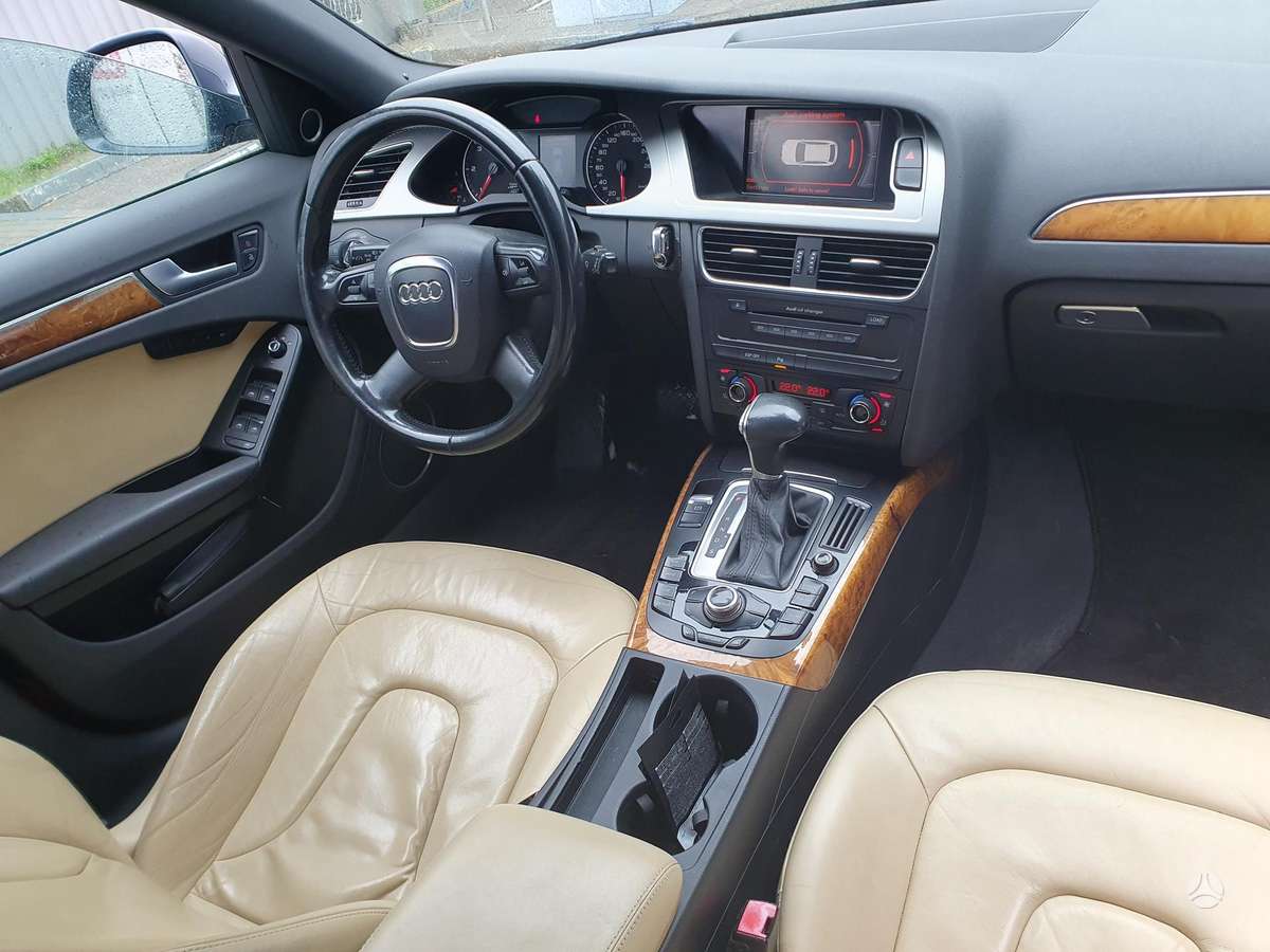 Audi A4 2008 — photo 7