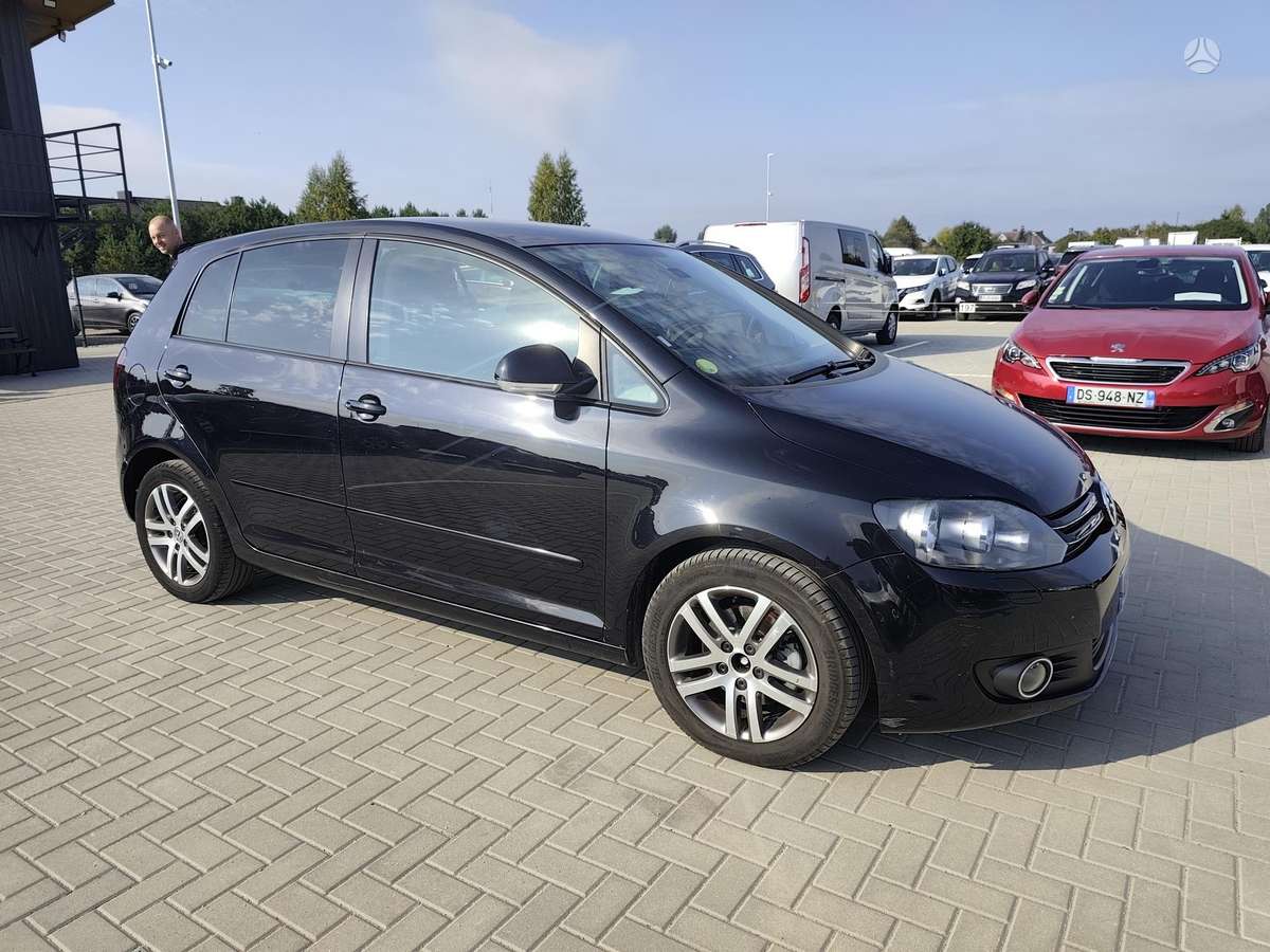 Volkswagen Golf 2010 — vehicle for AFU Ukraine