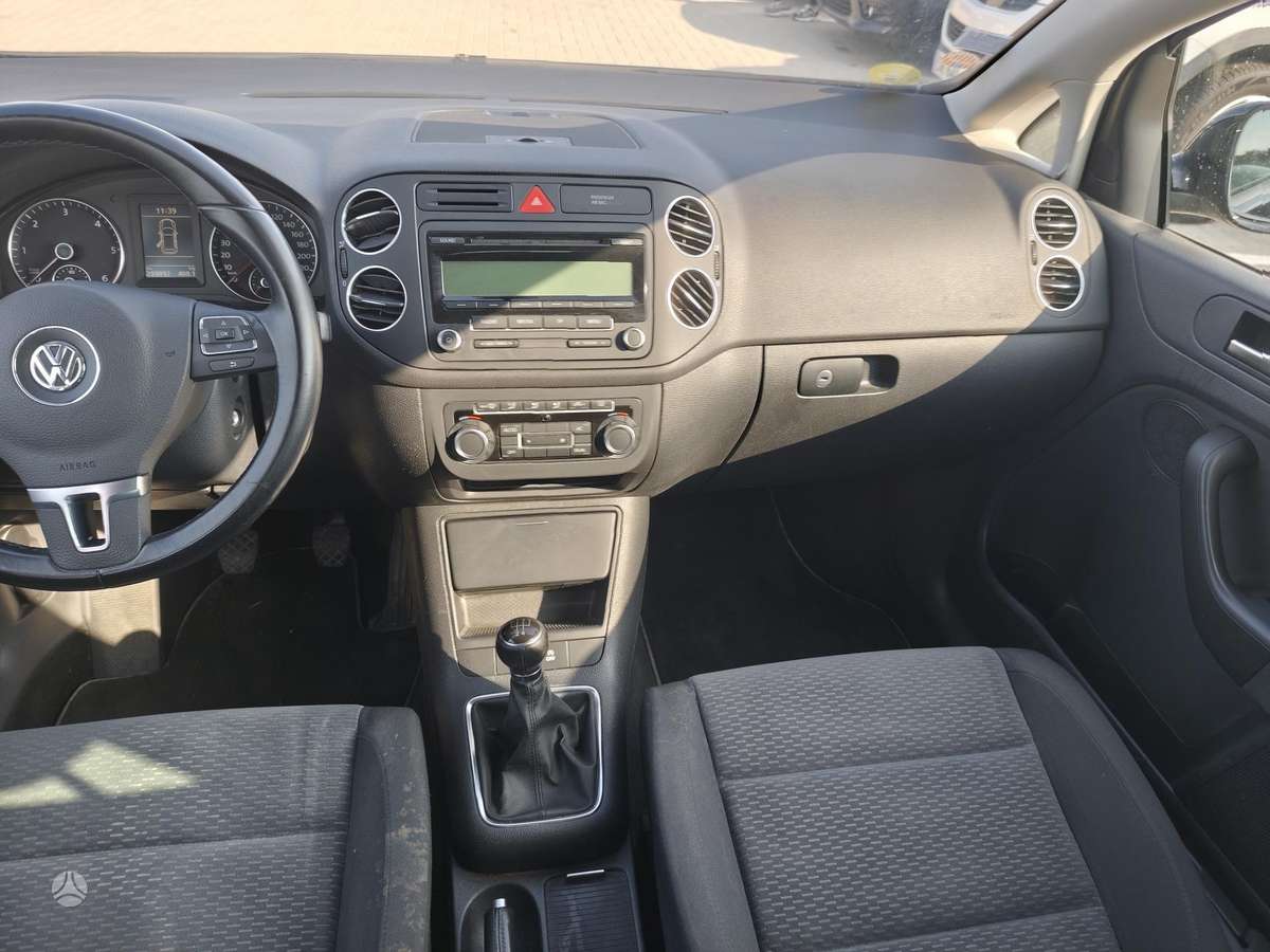 Volkswagen Golf 2010 — photo 7