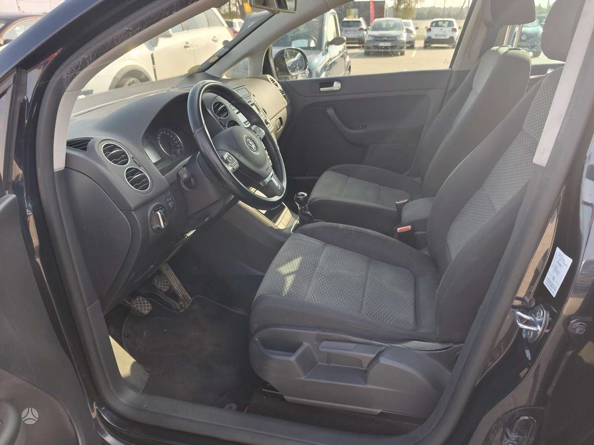 Volkswagen Golf 2010 — photo 8