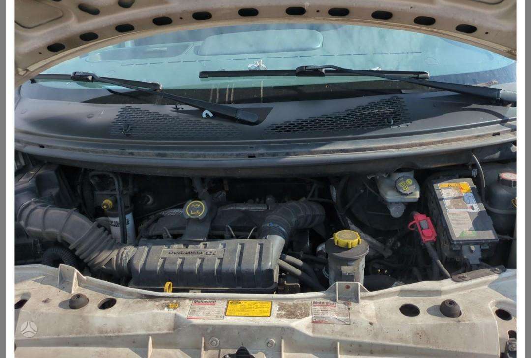 Ford Transit 2006 — rear view
