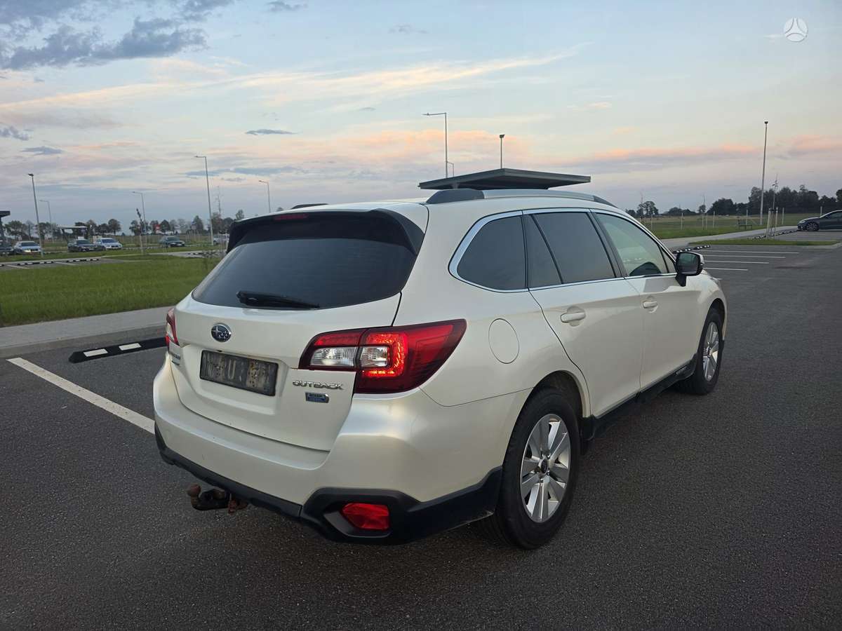 Subaru Outback 2015 — фото 9