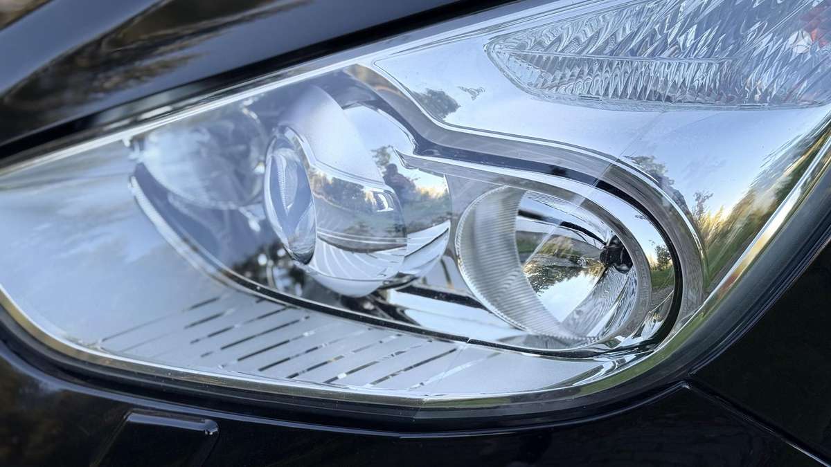 Ford Galaxy 2013 — photo 12