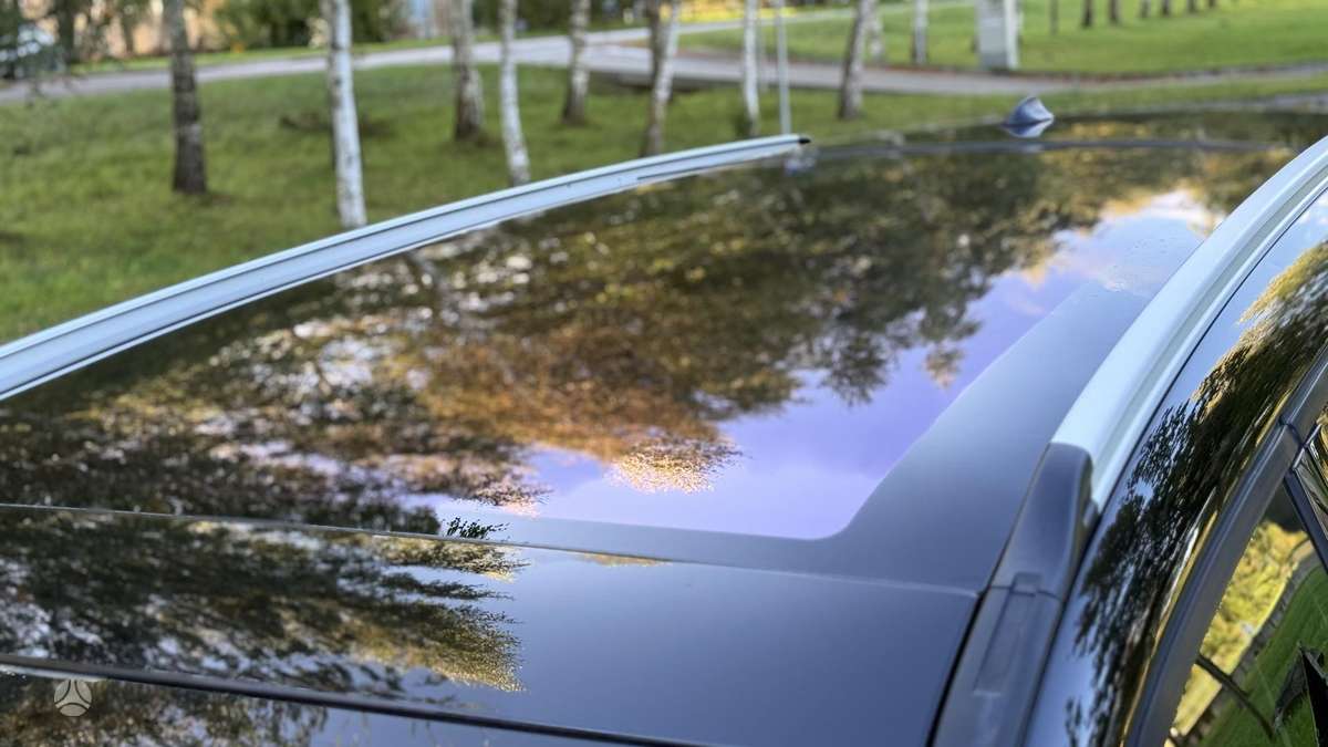 Ford Galaxy 2013 — photo 15