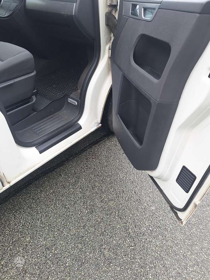 Volkswagen Multivan 2008 — photo 9