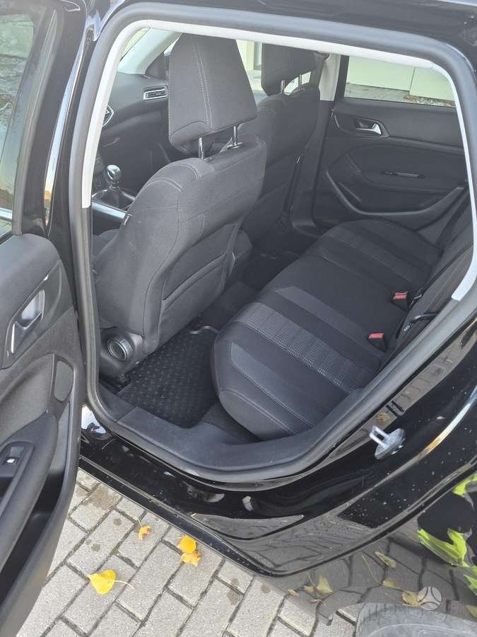 Peugeot 308 2015 — photo 14