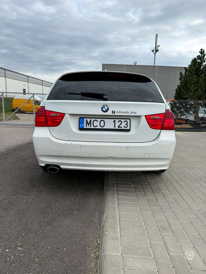 BMW 320 2010 — engine 1995 cm³, 177 HP (130kW)