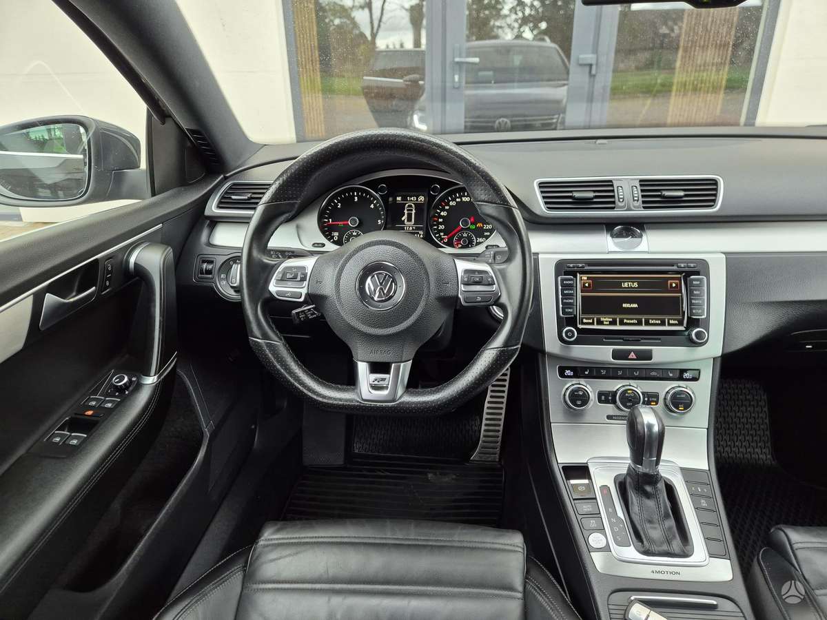 Volkswagen Passat 2013 — photo 17
