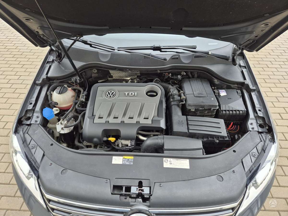 Volkswagen Passat 2013 — photo 31