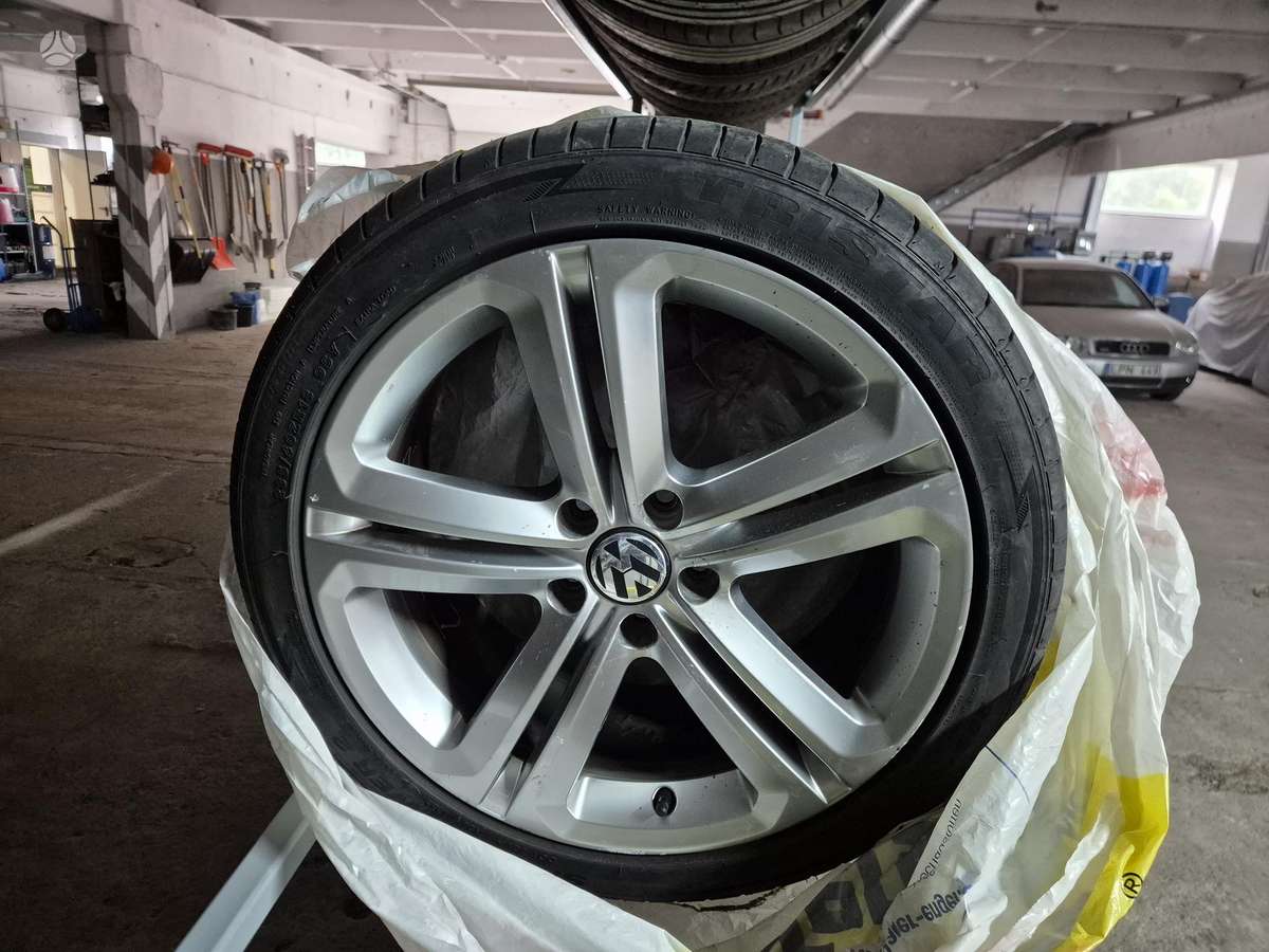 Volkswagen Passat 2013 — photo 33