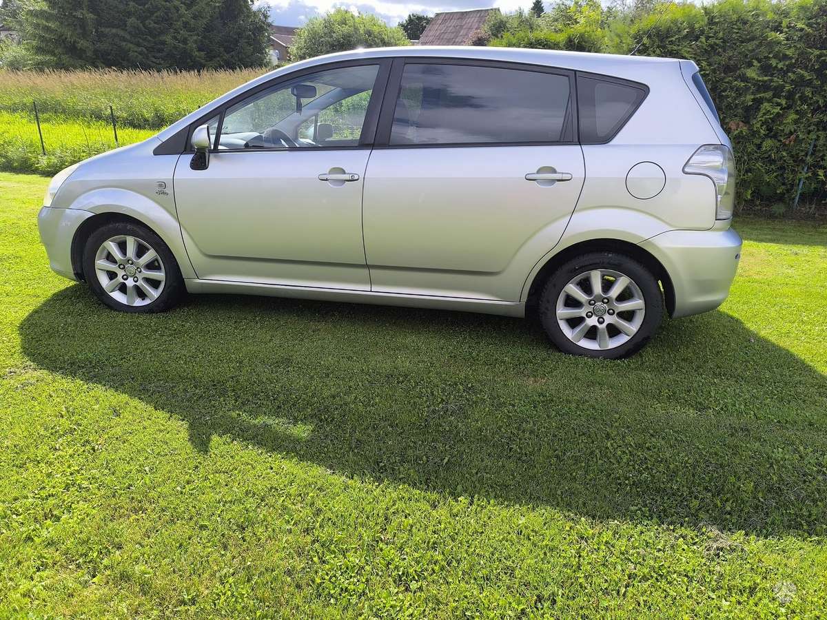 Toyota Corolla 2004 — photo 5