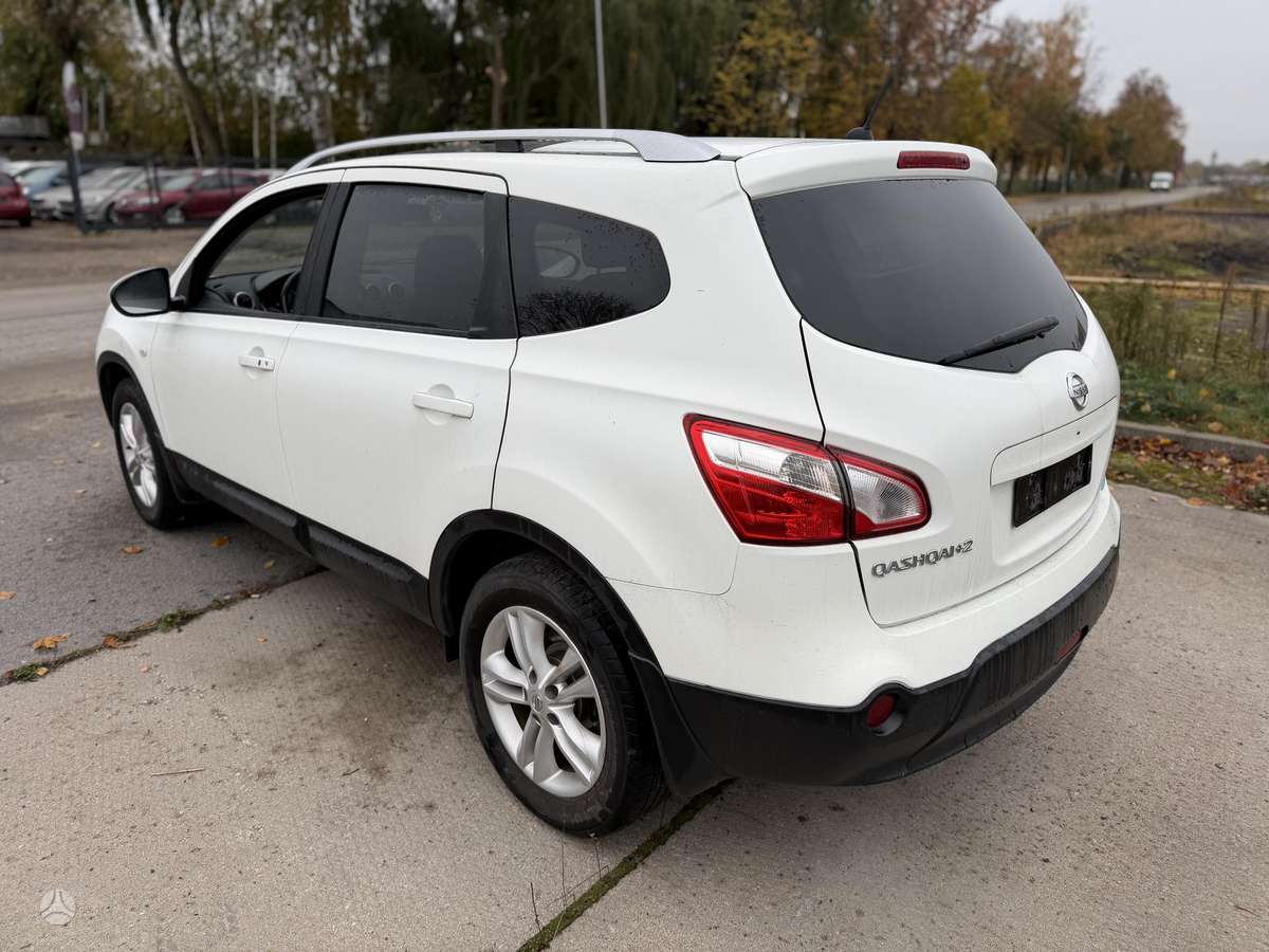 Nissan Qashqai+2 2011 — фото 8