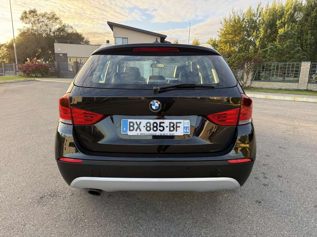 BMW X1 2011 — photo 6