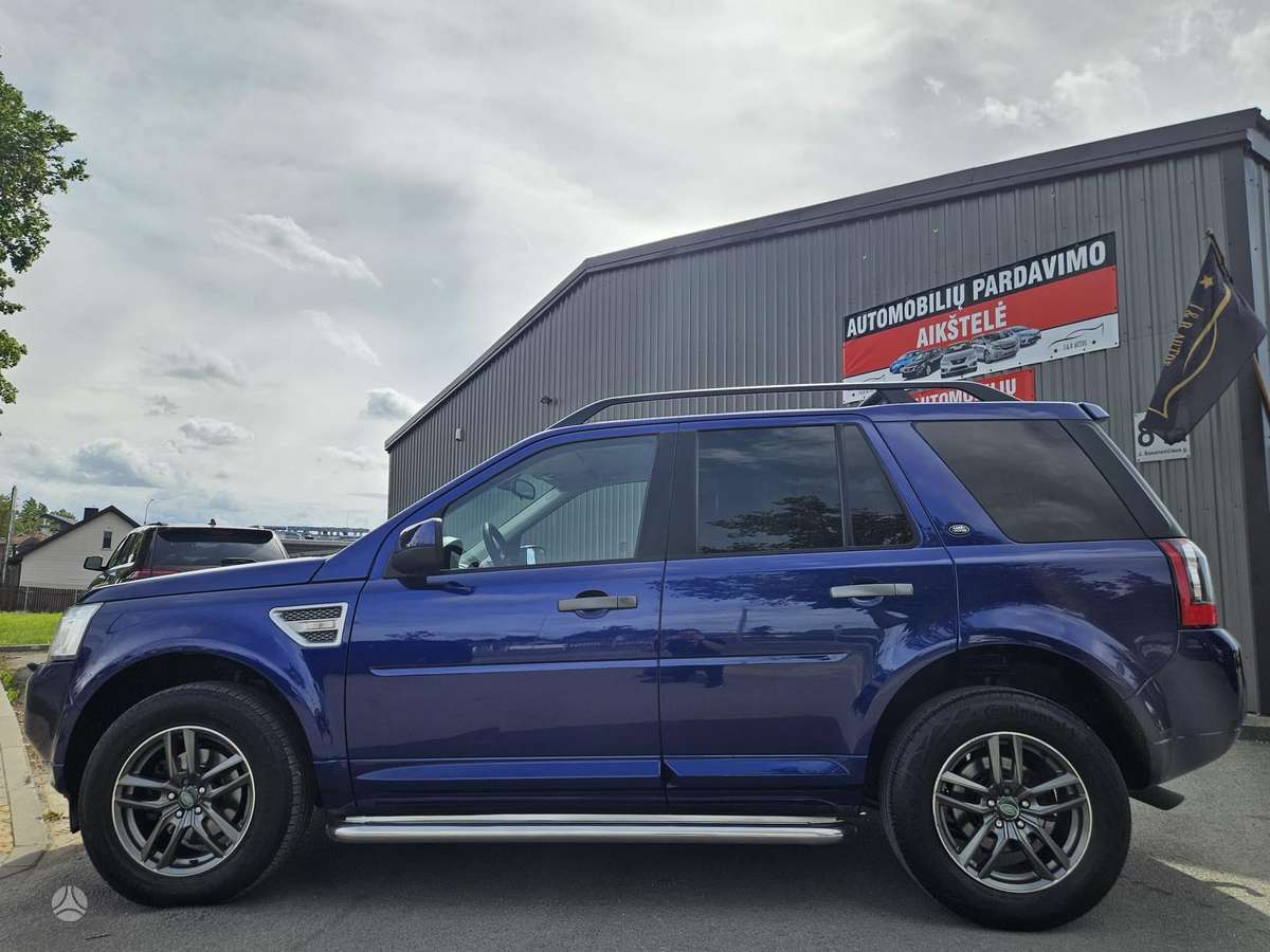 Land Rover 2011 — photo 10