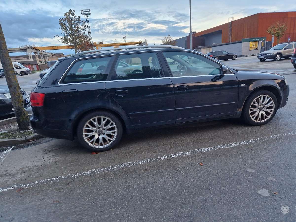 Audi A4 2008 — photo 16