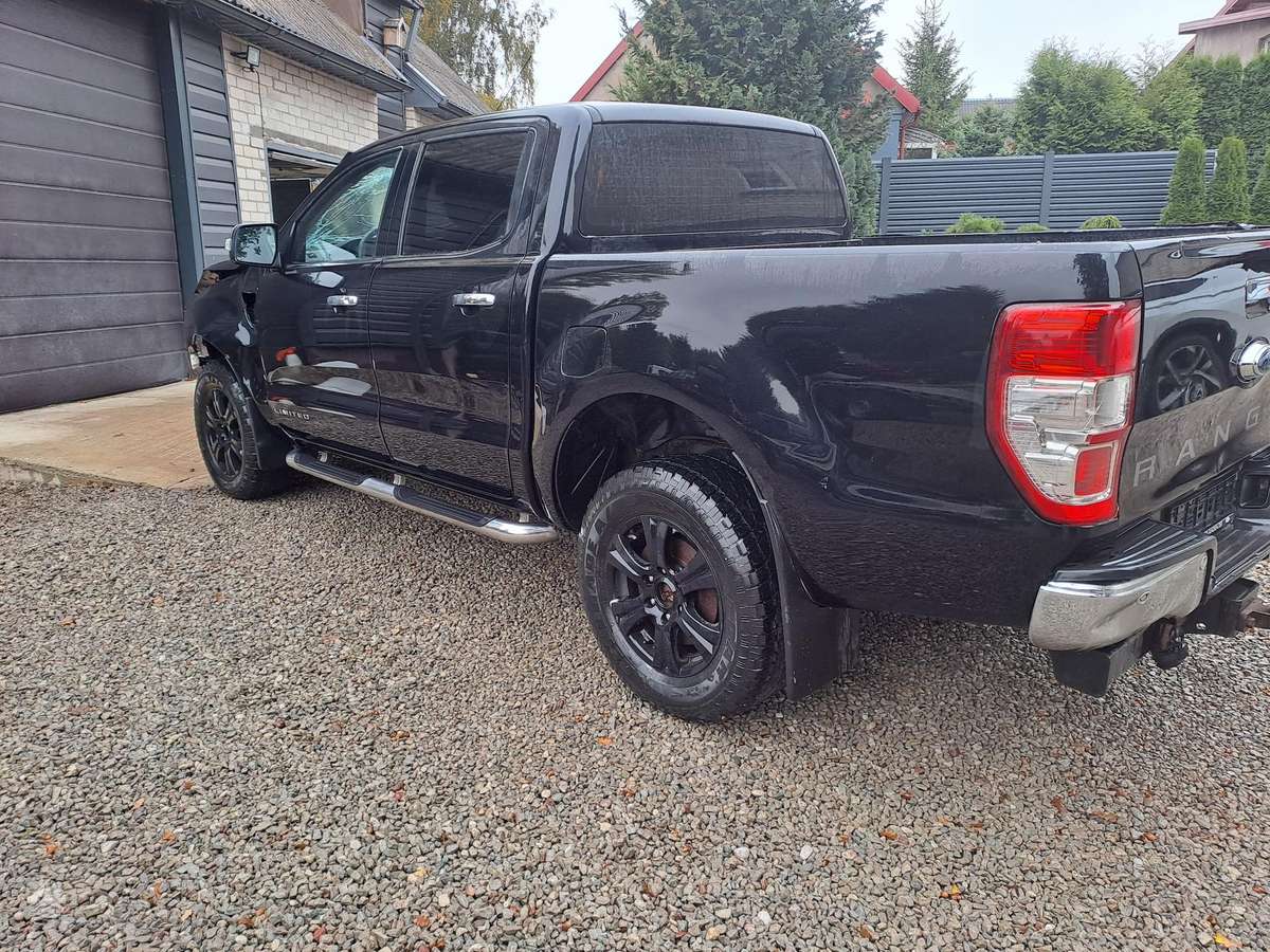 Ford Ranger 2013 — engine 3200 cm³, 200 HP (147kW)