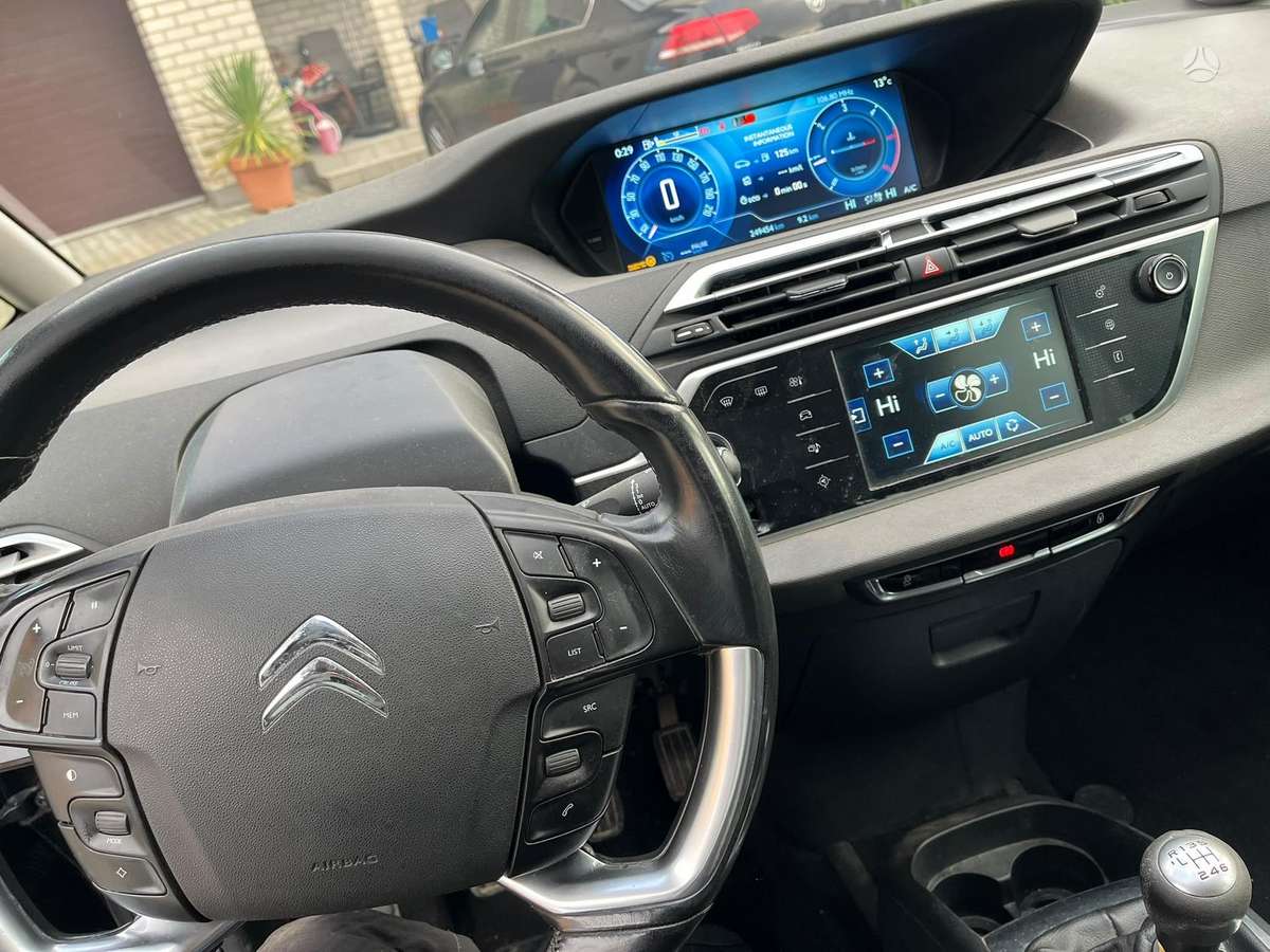 Citroen Grand 2014 — photo 12
