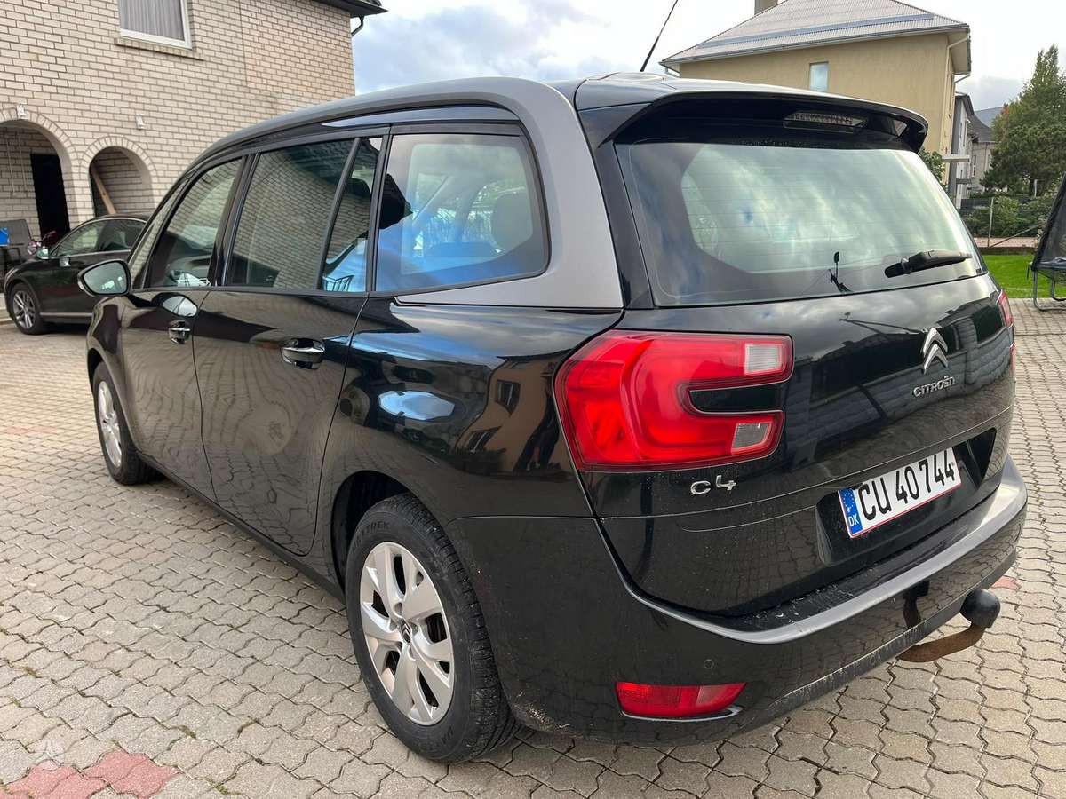 Citroen Grand 2014 — interior