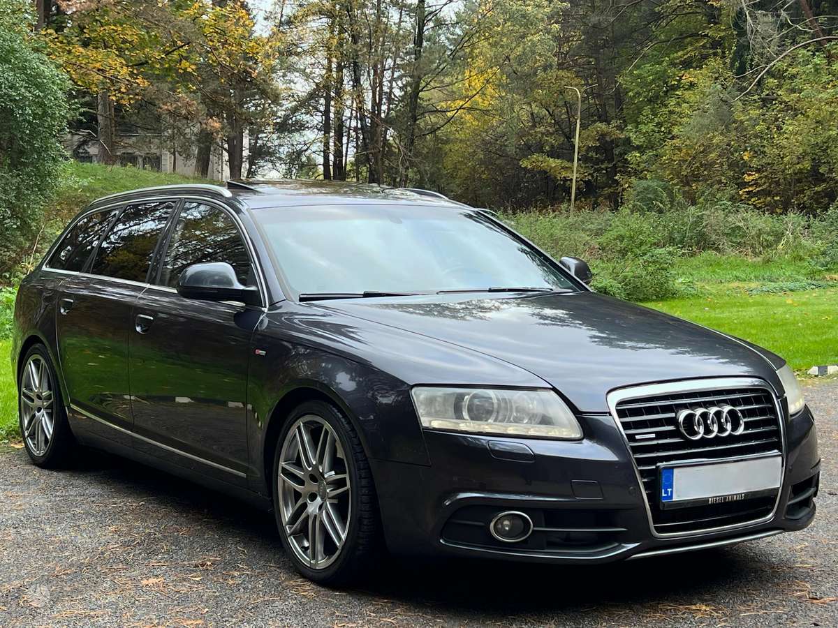 Audi A6 2009 — салон