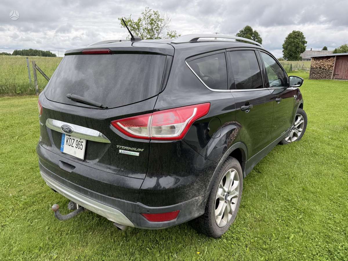 Ford Escape 2013 — салон