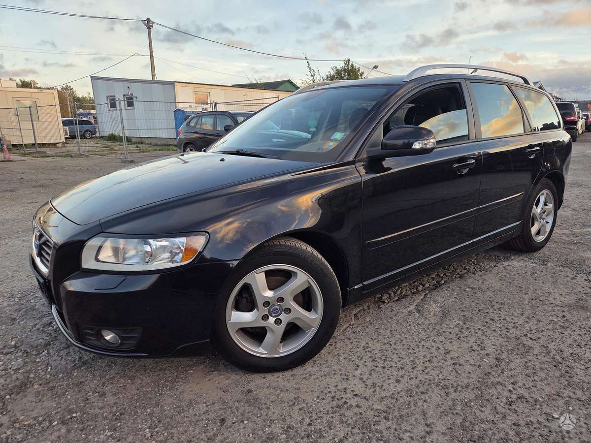 Volvo V50, 2012