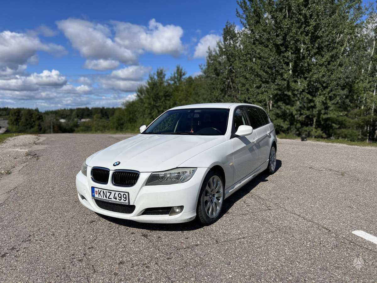BMW 320, 2009