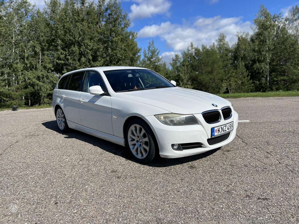 BMW 320 2009 — photo 6