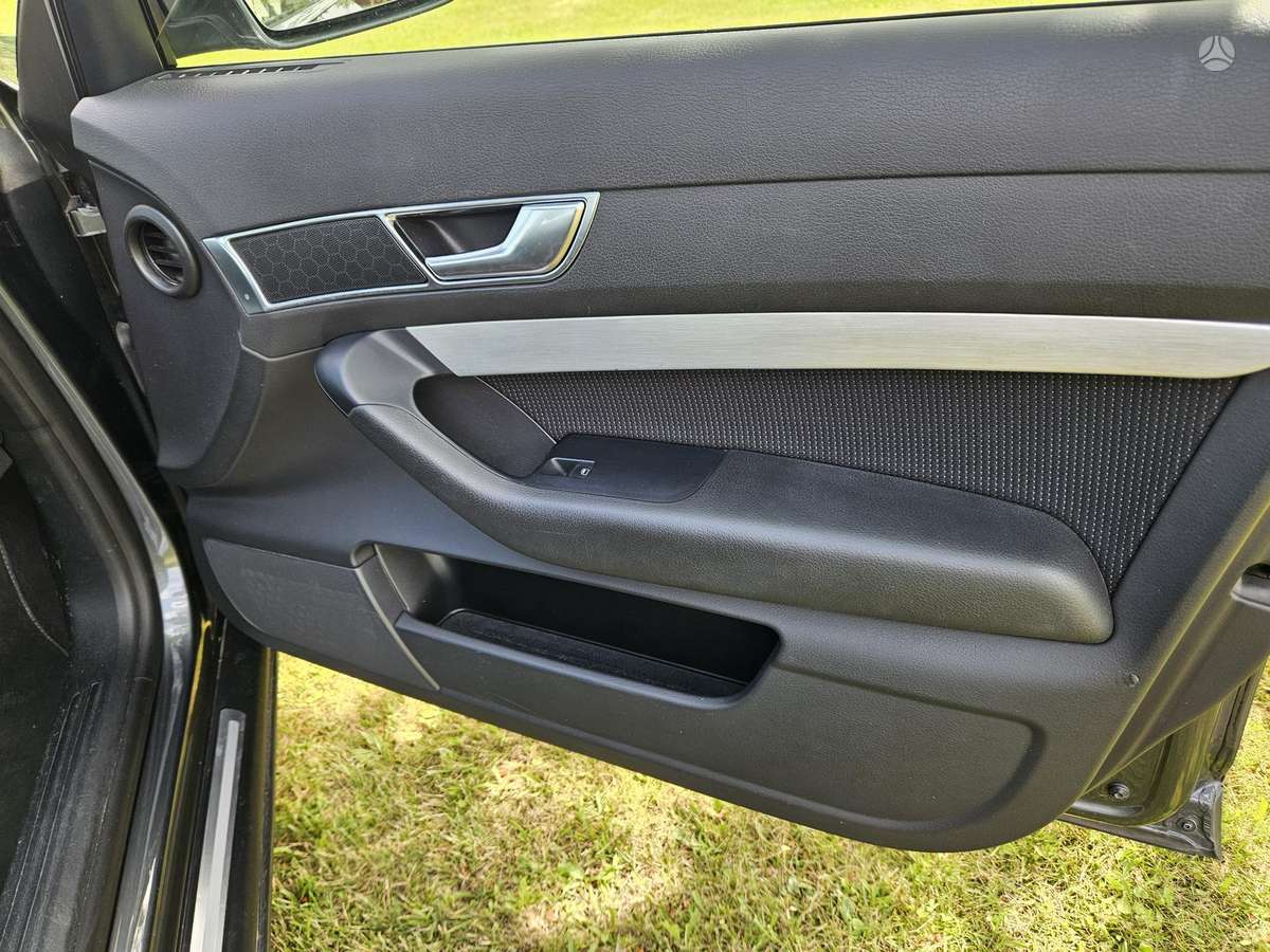 Audi A6 2009 — photo 13