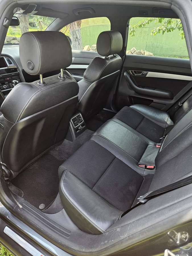 Audi A6 2009 — photo 15