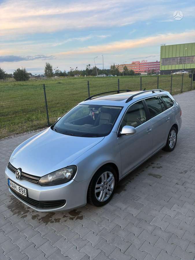 Volkswagen Golf, 2010