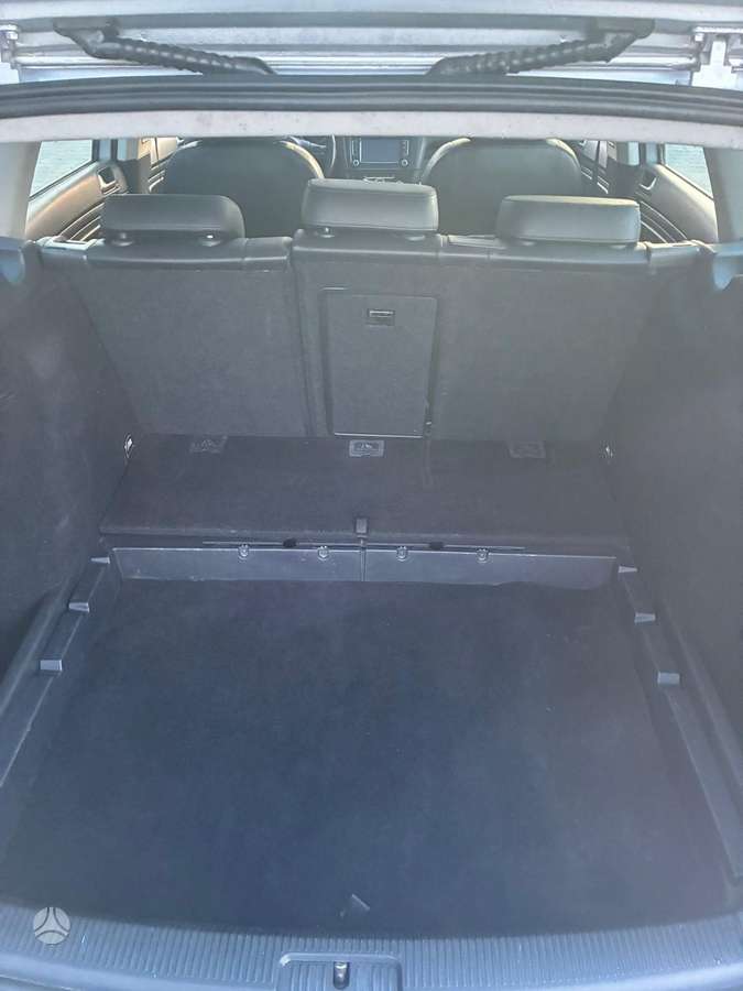 Volkswagen Golf 2010 — photo 22
