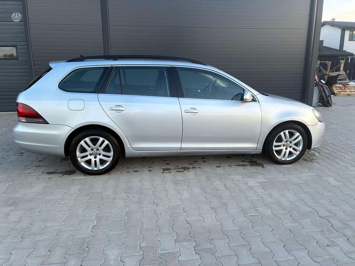 Volkswagen Golf 2010 — photo 6