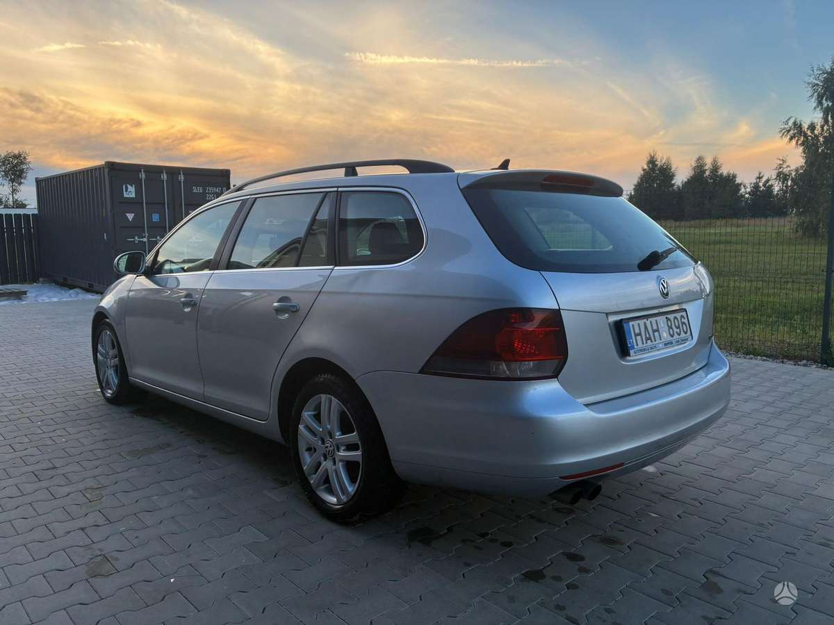 Volkswagen Golf 2010 — photo 8