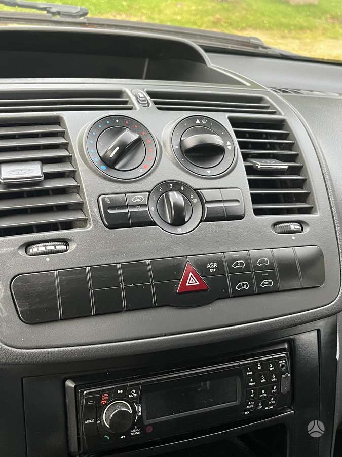 Mercedes-Benz Vito 2012 — photo 11
