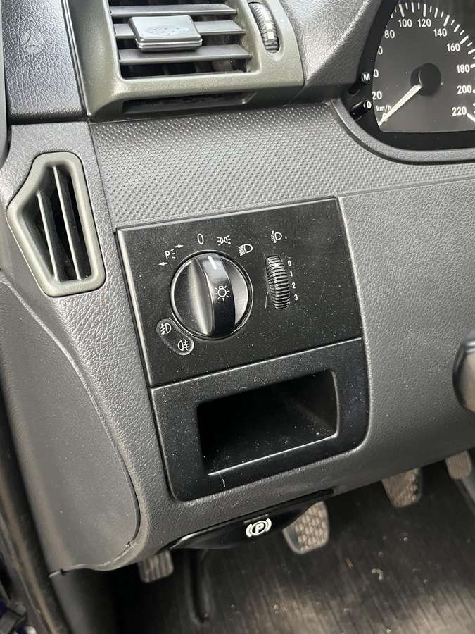 Mercedes-Benz Vito 2012 — photo 12