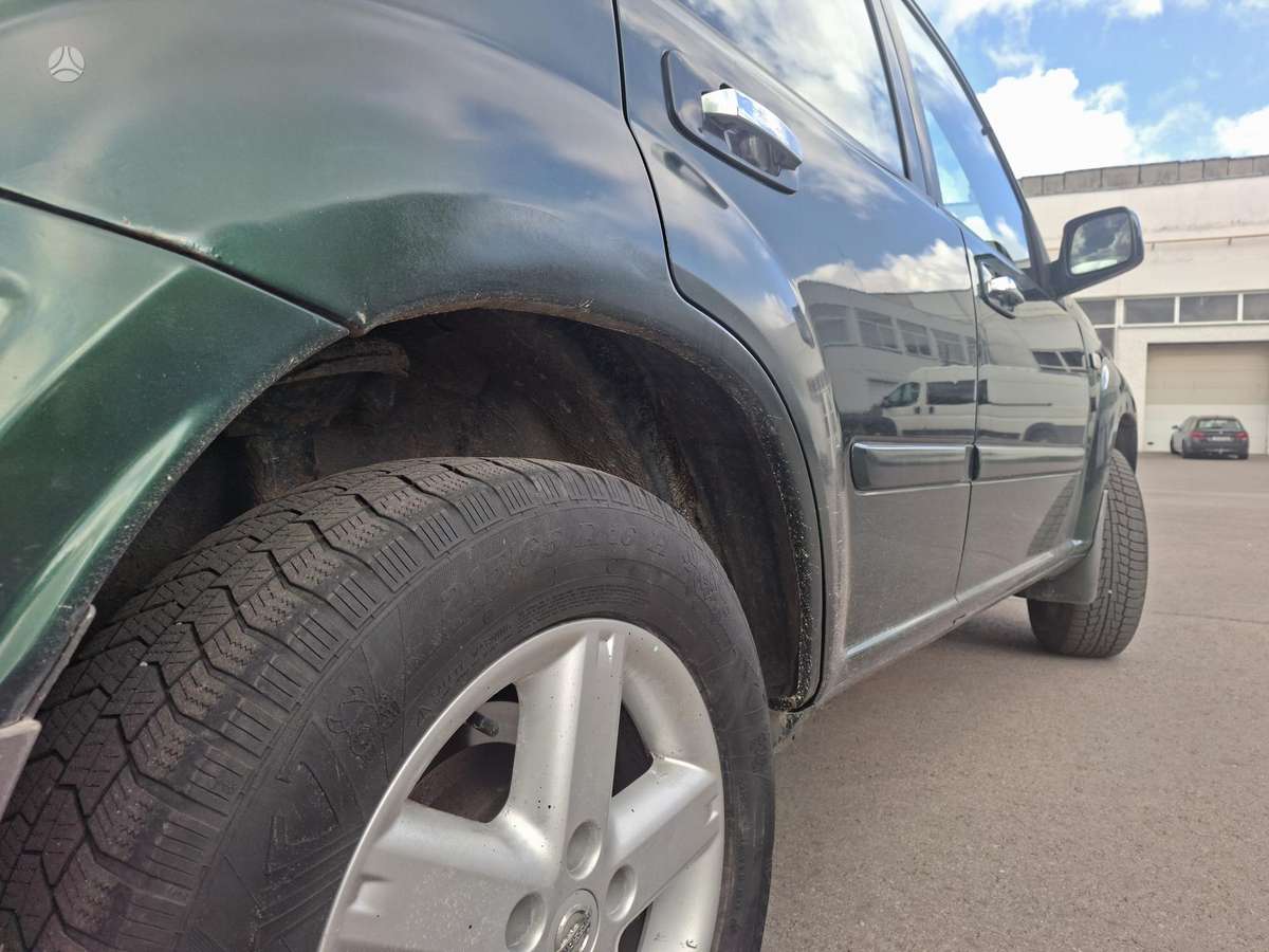 Nissan X-Trail 2004 — photo 6