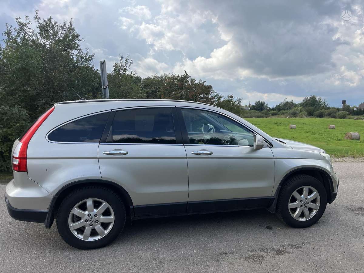 Honda CR-V 2007 — двигун 1998 cm³, 150 HP (110kW)