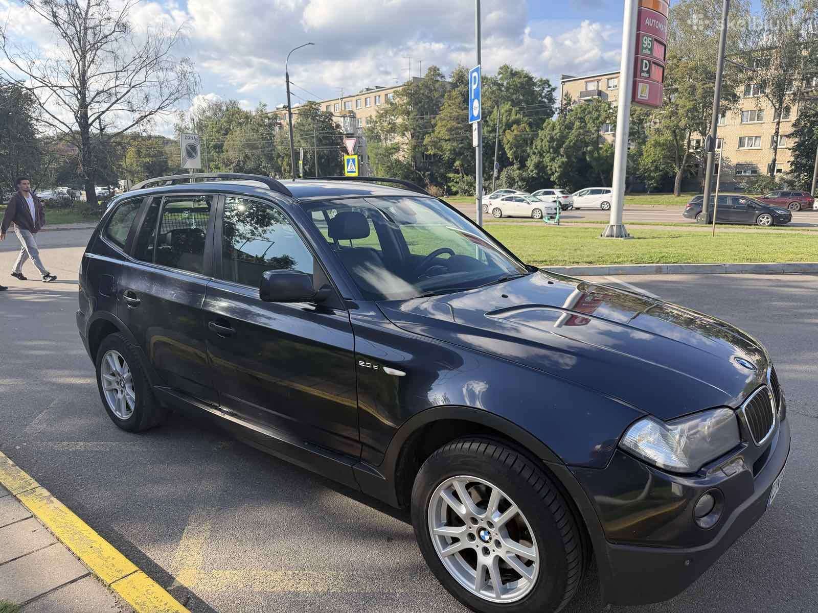 BMW X3 2008 — rear view