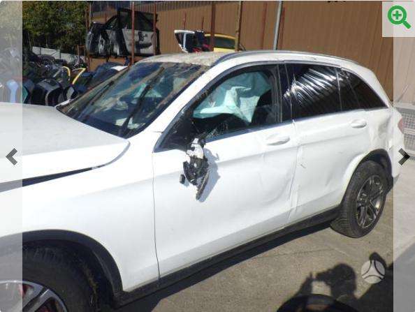 Mercedes-Benz GLC220 2015 — photo 12