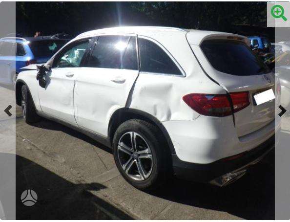 Mercedes-Benz GLC220 2015 — interior