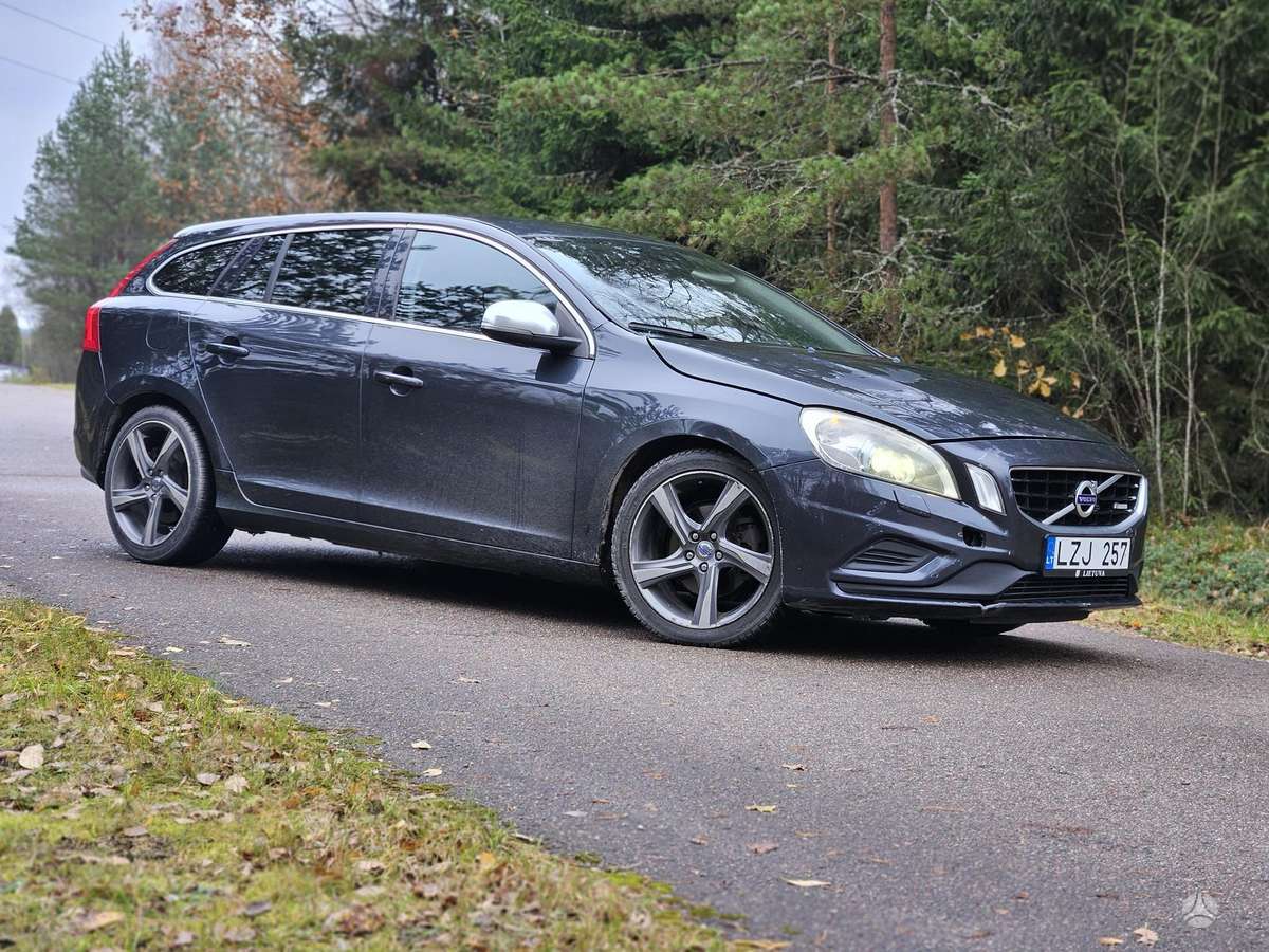 Volvo V60 2011 — photo 5