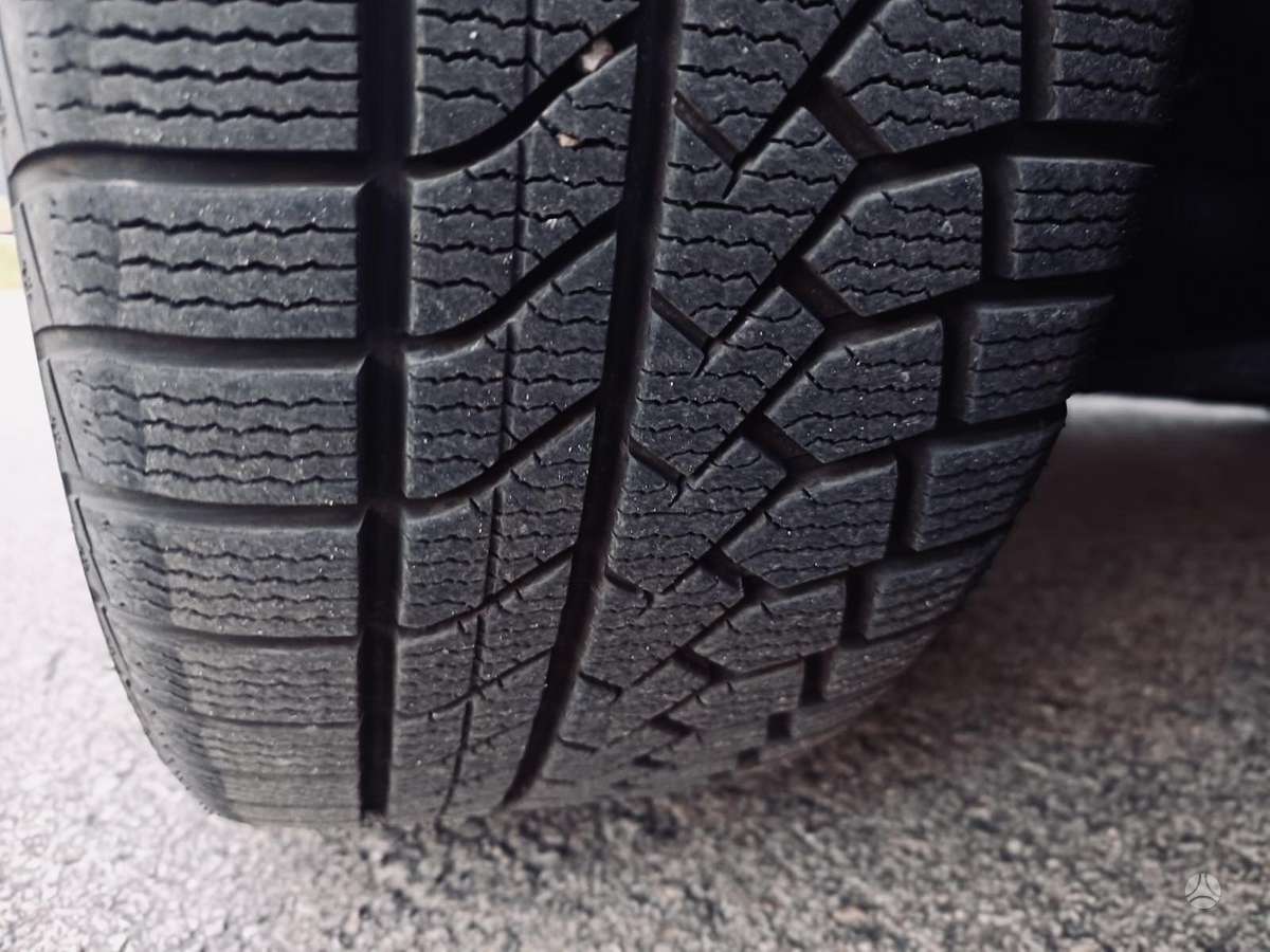 Volvo V60 2011 — photo 25