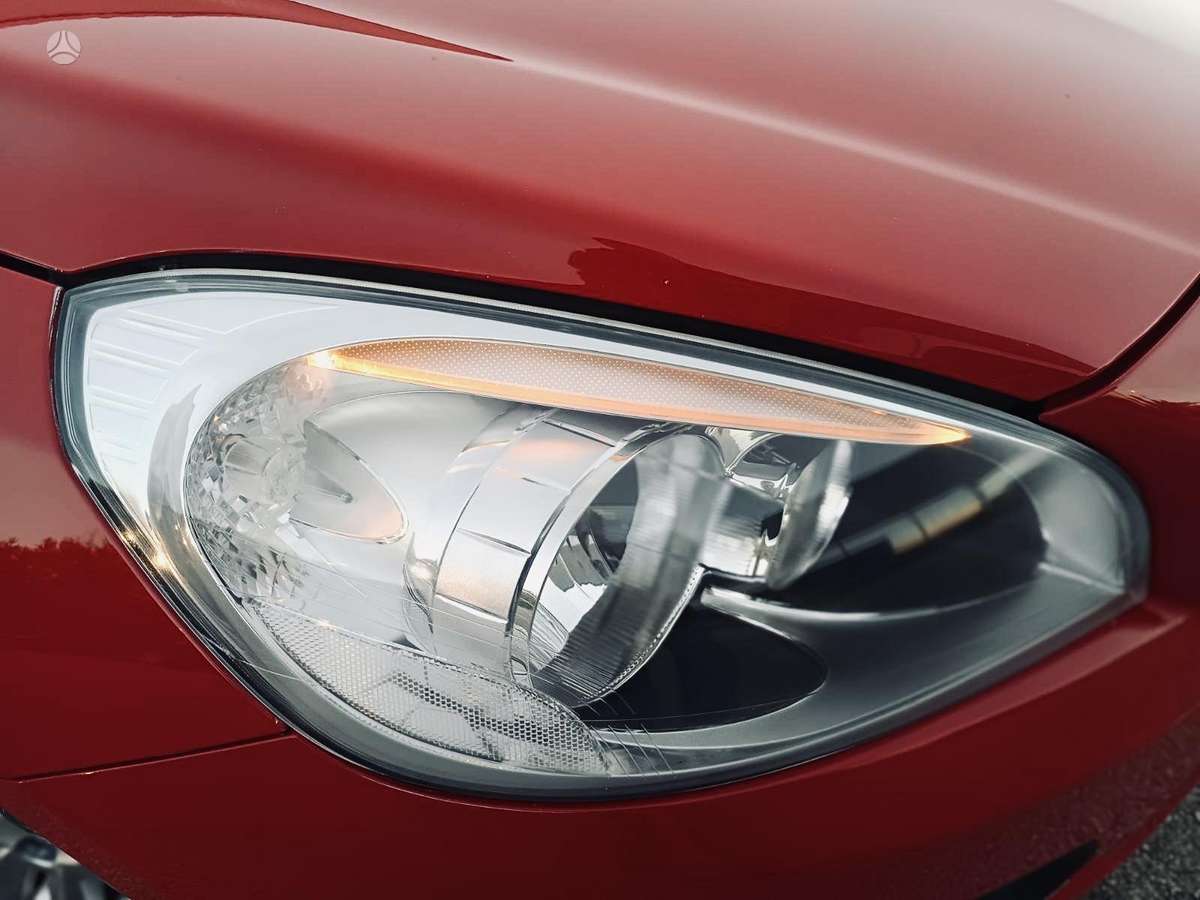 Volvo V60 2011 — photo 35