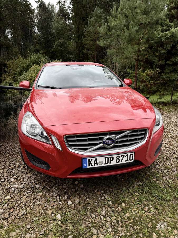Volvo V60 2011 — photo 9