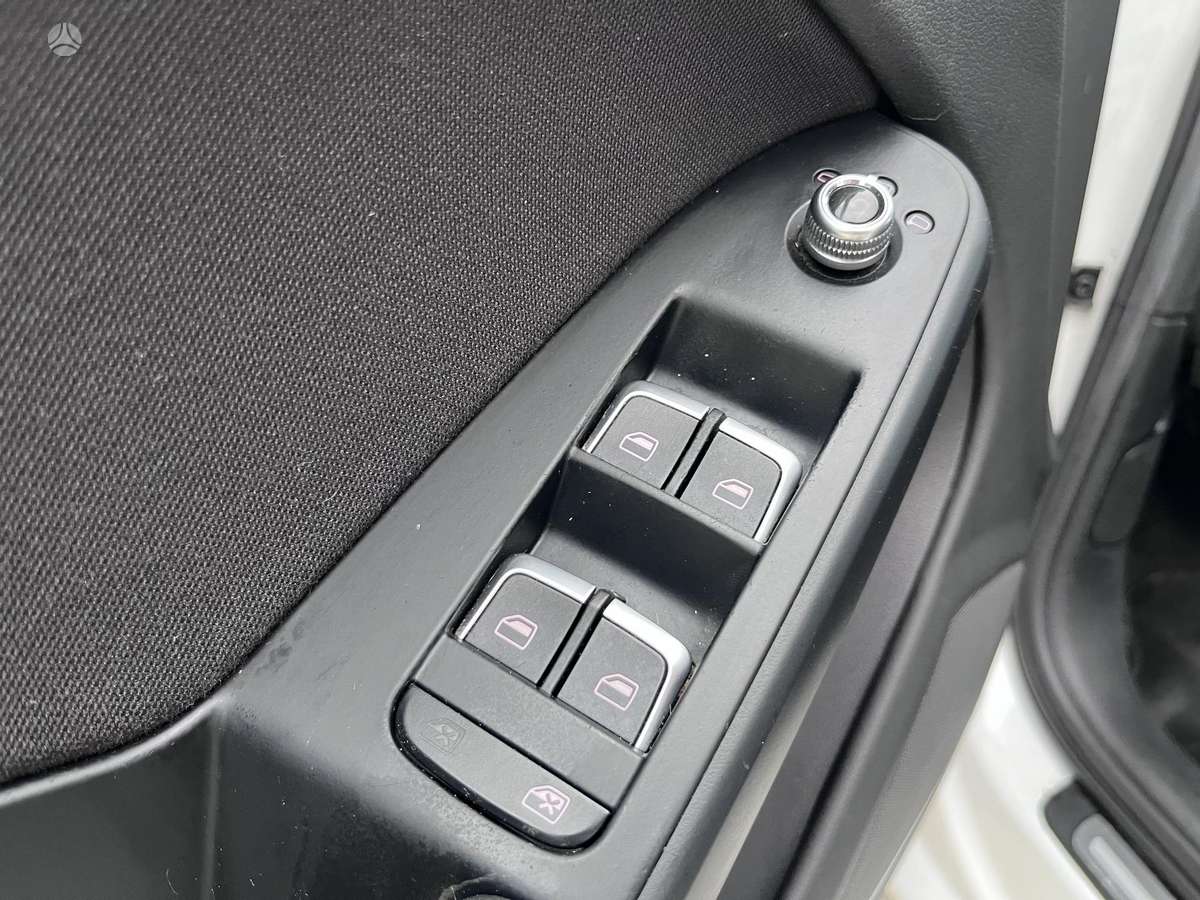 Audi A4 2013 — photo 14