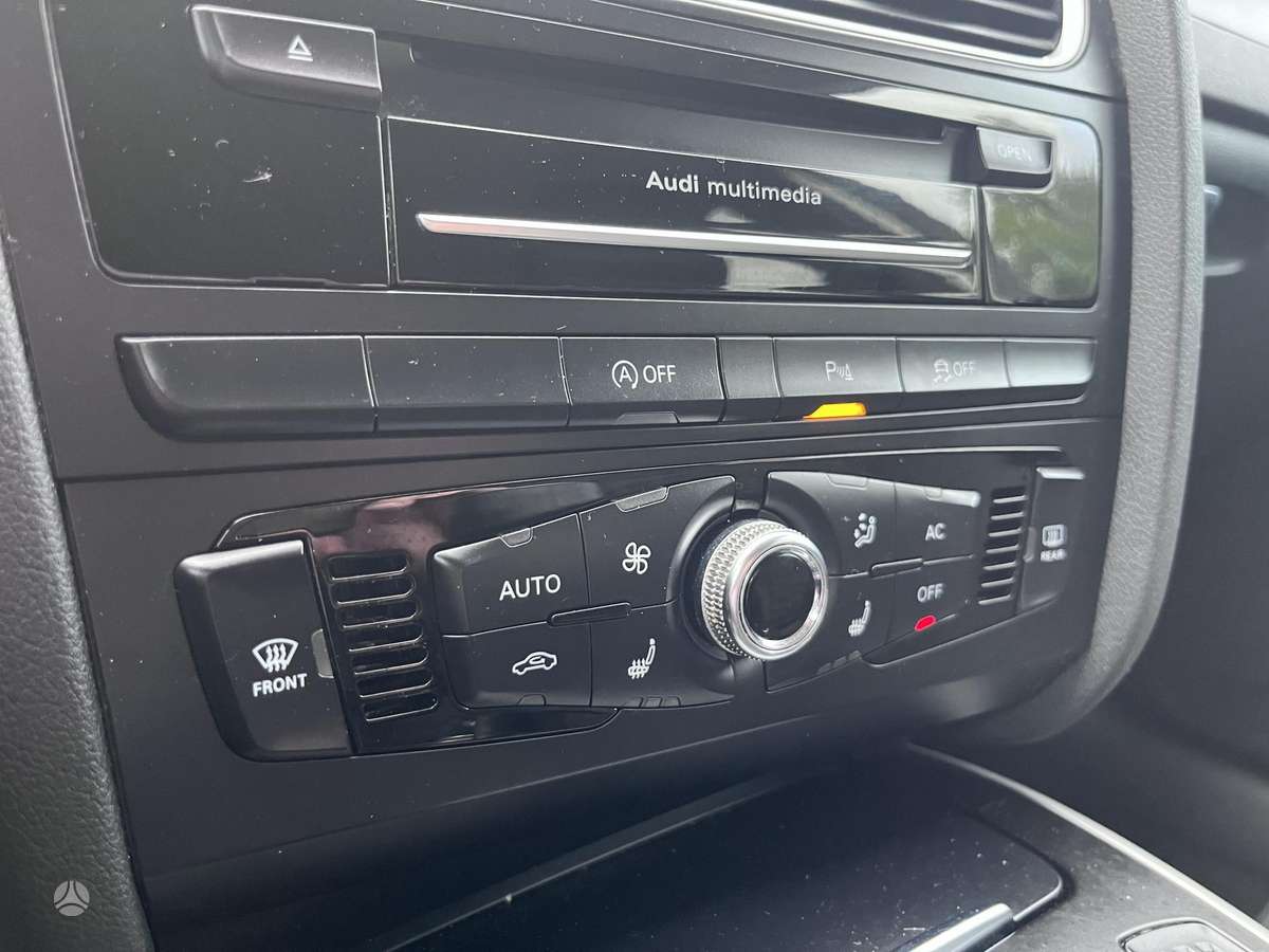 Audi A4 2013 — photo 17