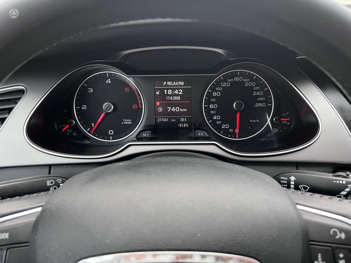 Audi A4 2013 — photo 19