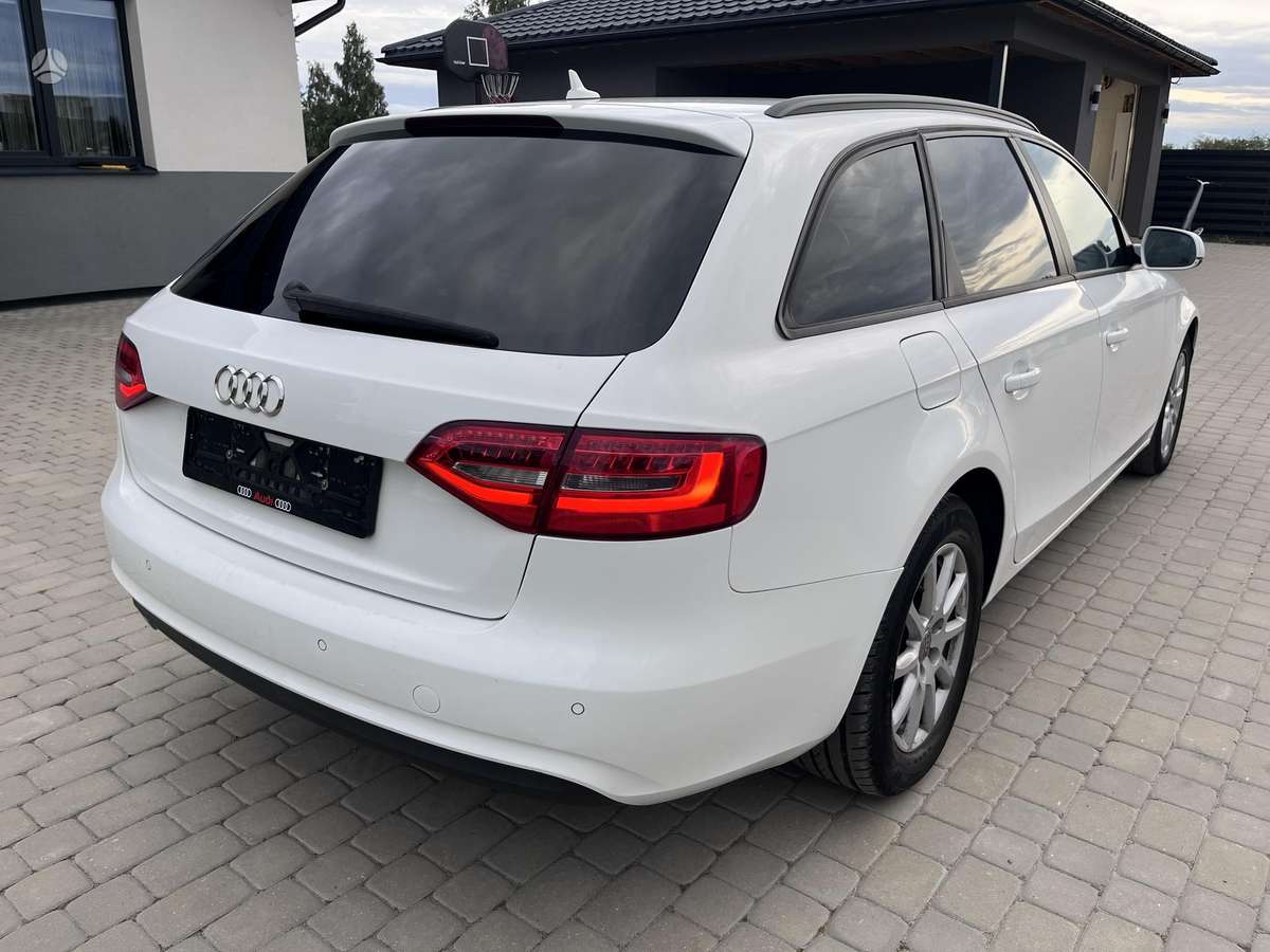 Audi A4 2013 — photo 7