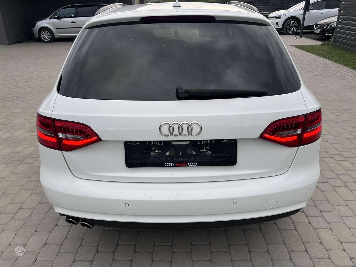 Audi A4 2013 — photo 8