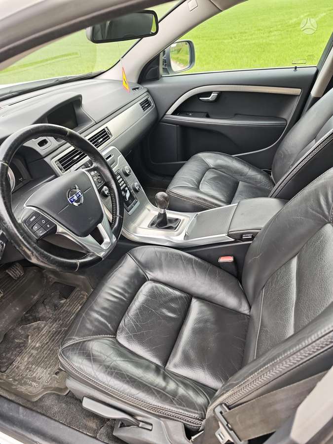 Volvo XC70 2013 — photo 13